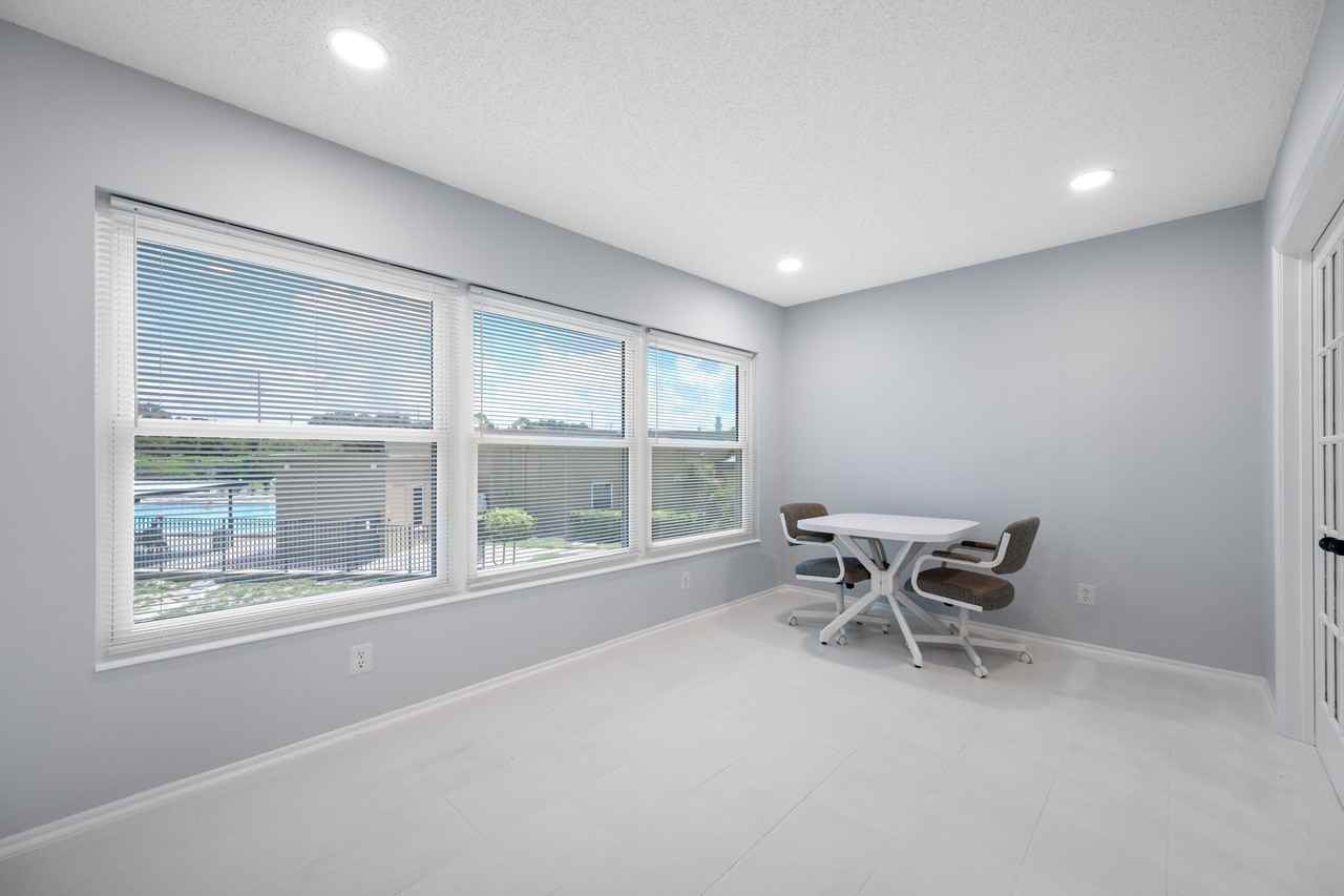 2258 World Parkway Blvd W #40 - Photo 7 of 20
