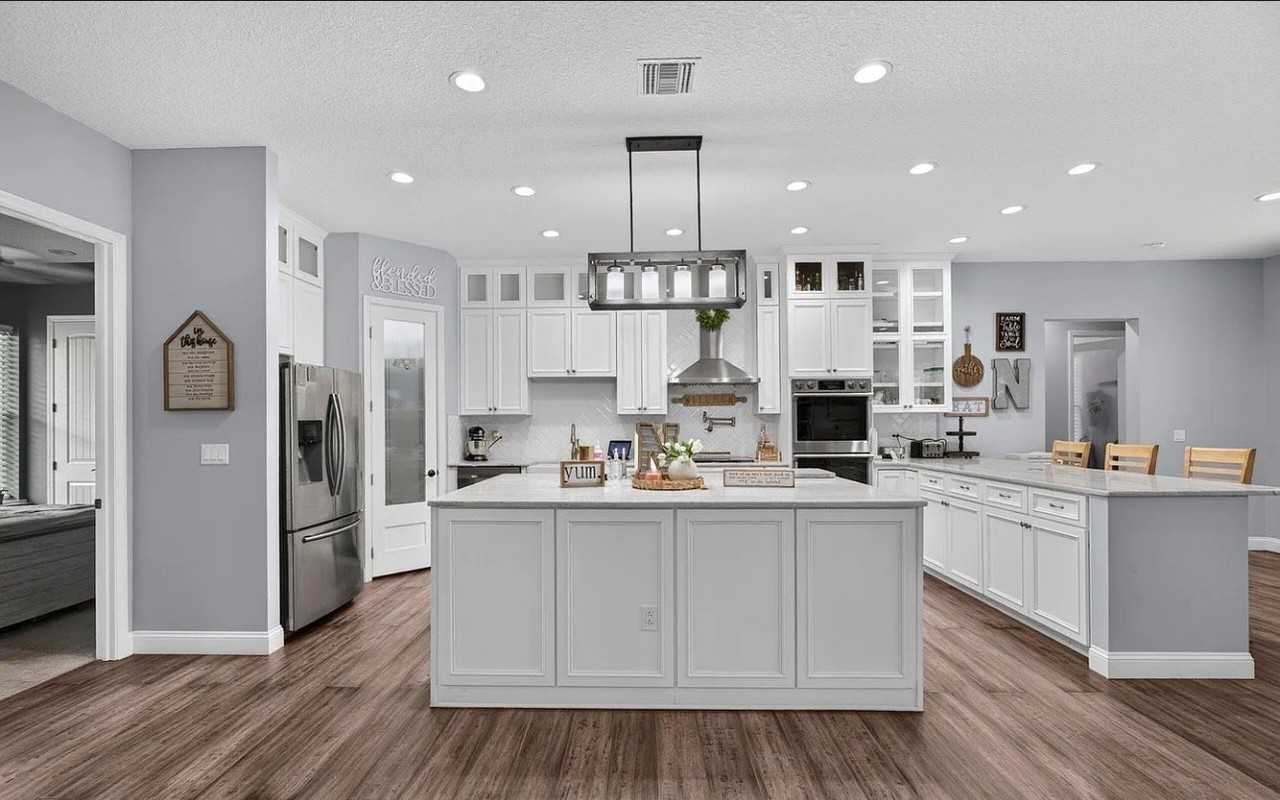 14157 Glen Farms Dr - Photo 3 of 8