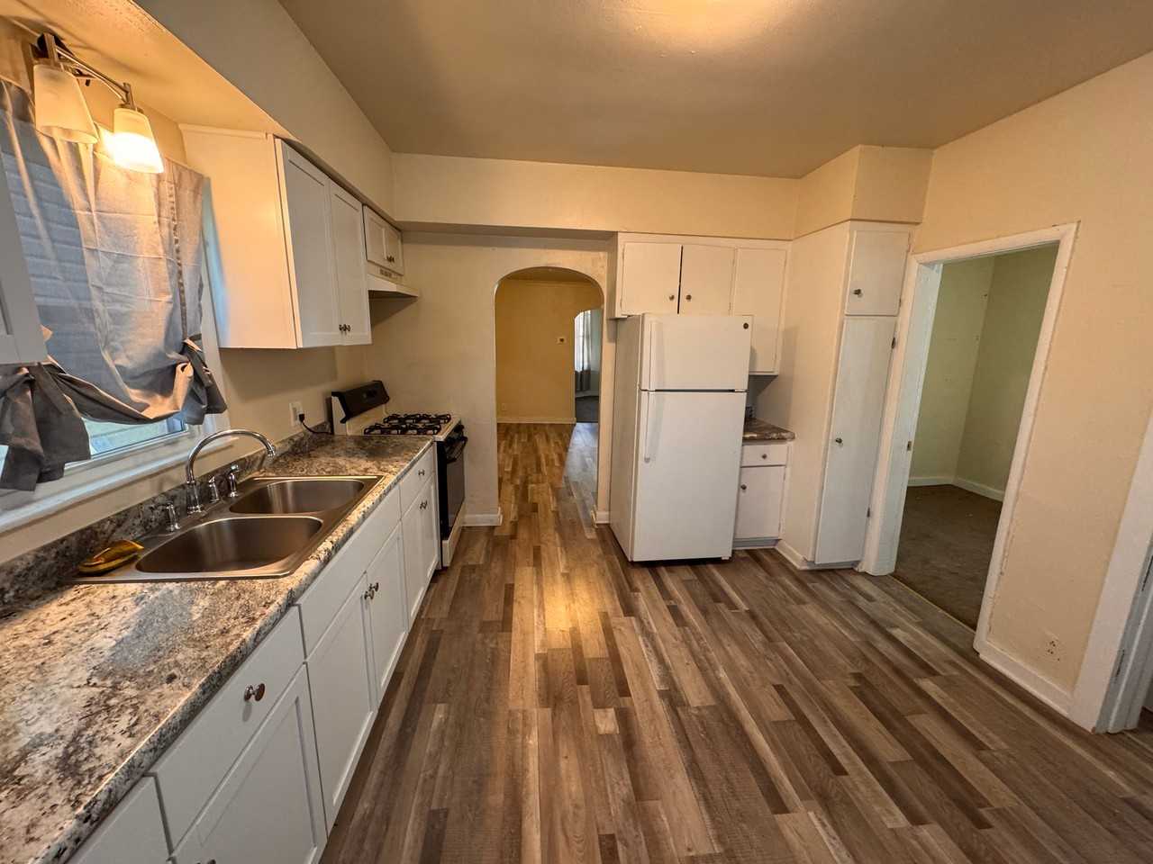 2308 W Burnham St - Photo 5 of 20