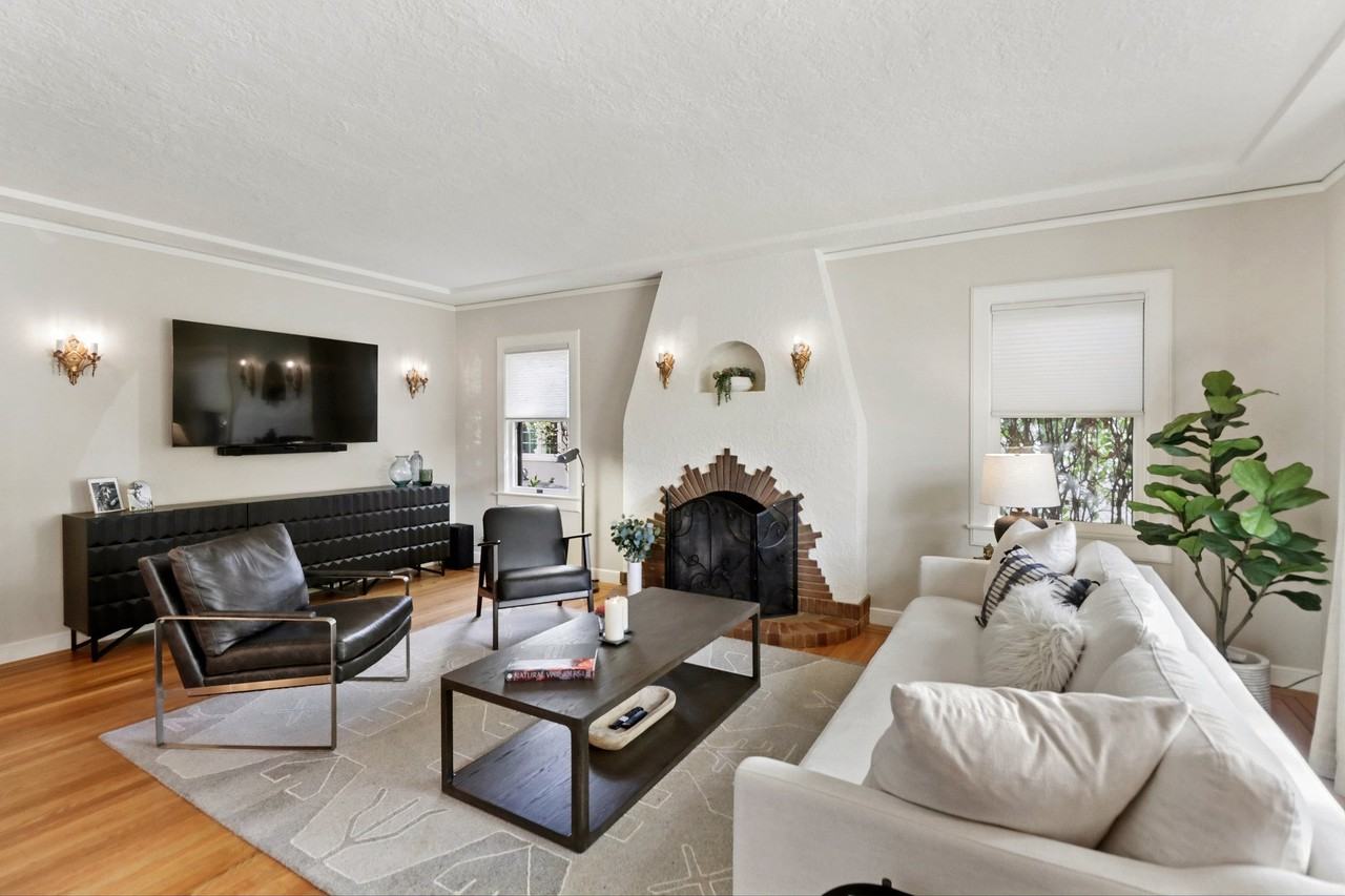 2549 San Jose Way - Photo 2 of 20