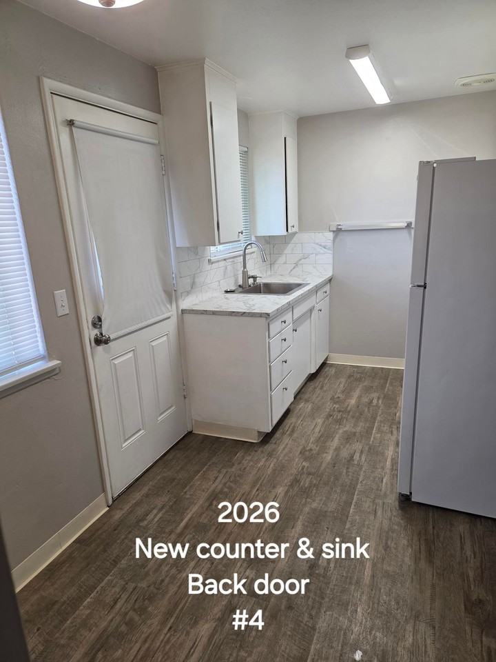 10606 Kendrick St Sw #4 - Photo 2 of 6