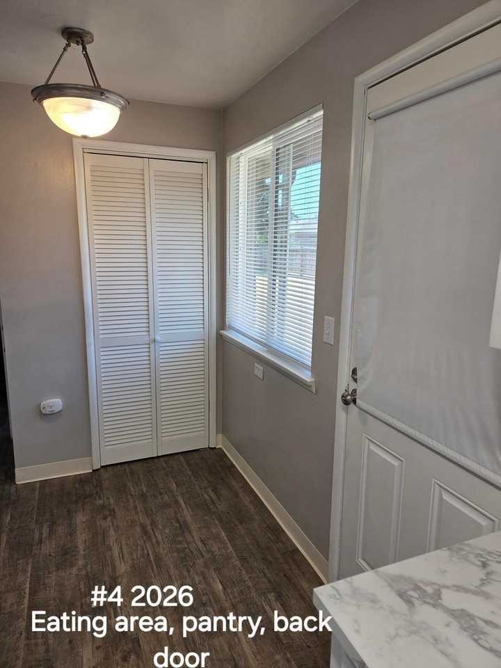 10606 Kendrick St Sw #4 - Photo 3 of 6