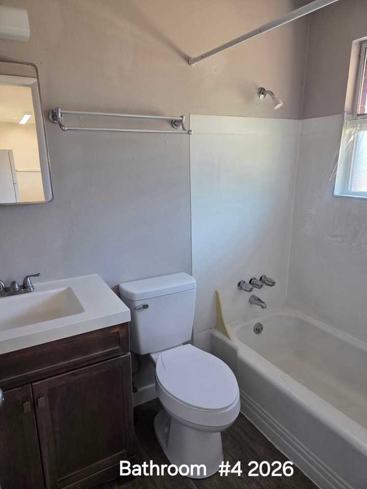 10606 Kendrick St Sw #4 - Photo 5 of 6