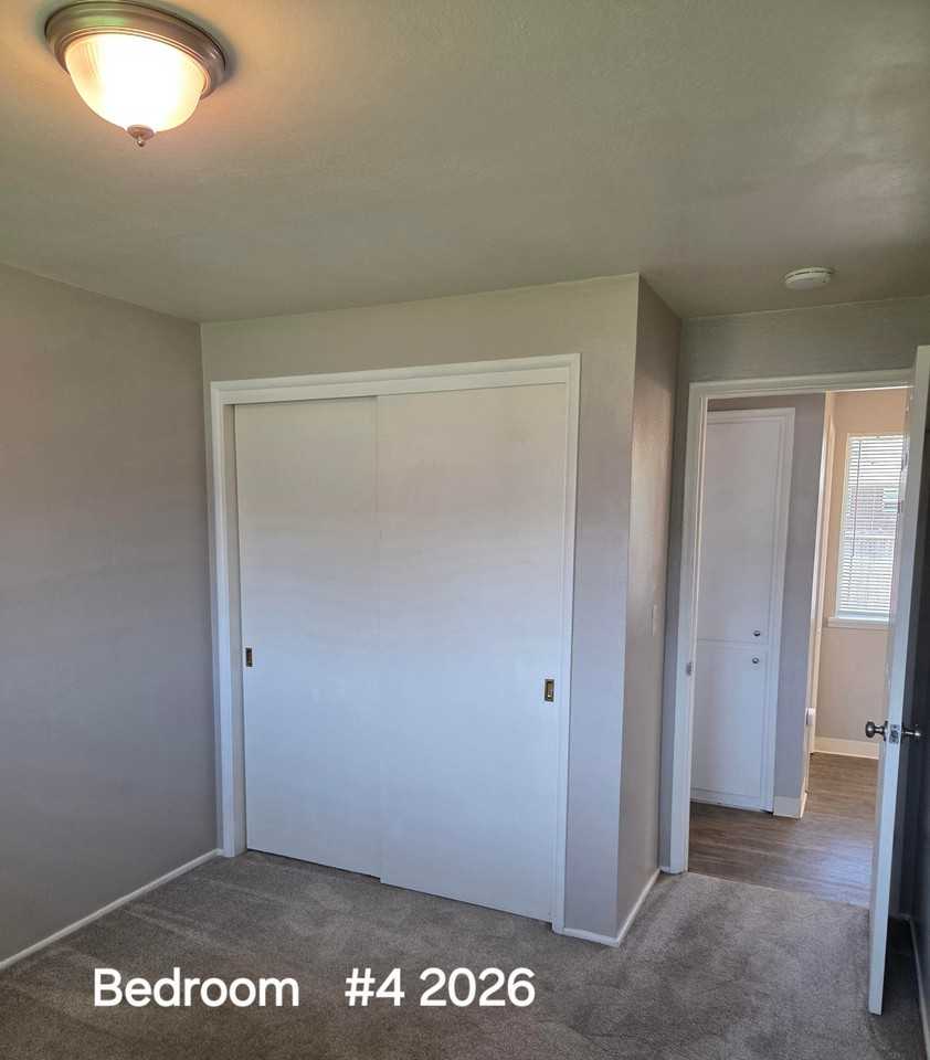 10606 Kendrick St Sw #4 - Photo 6 of 6