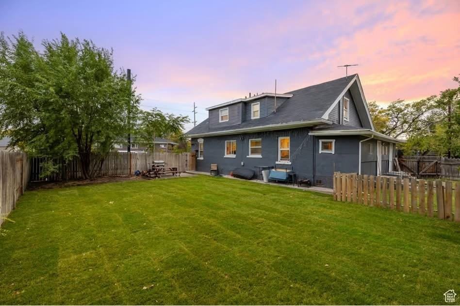 509 E St #3 - Photo 7 of 11