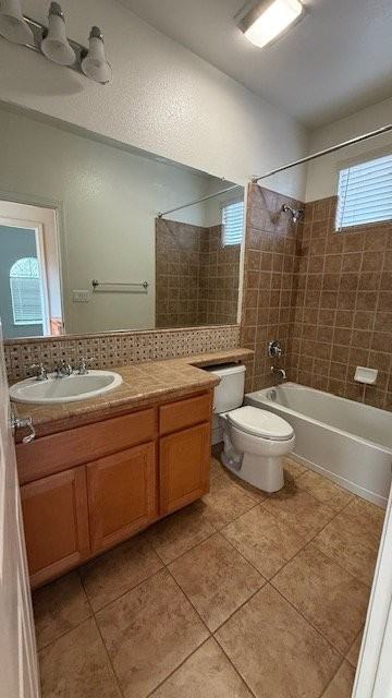 11776 Brook Valley Way - Photo 3 of 15