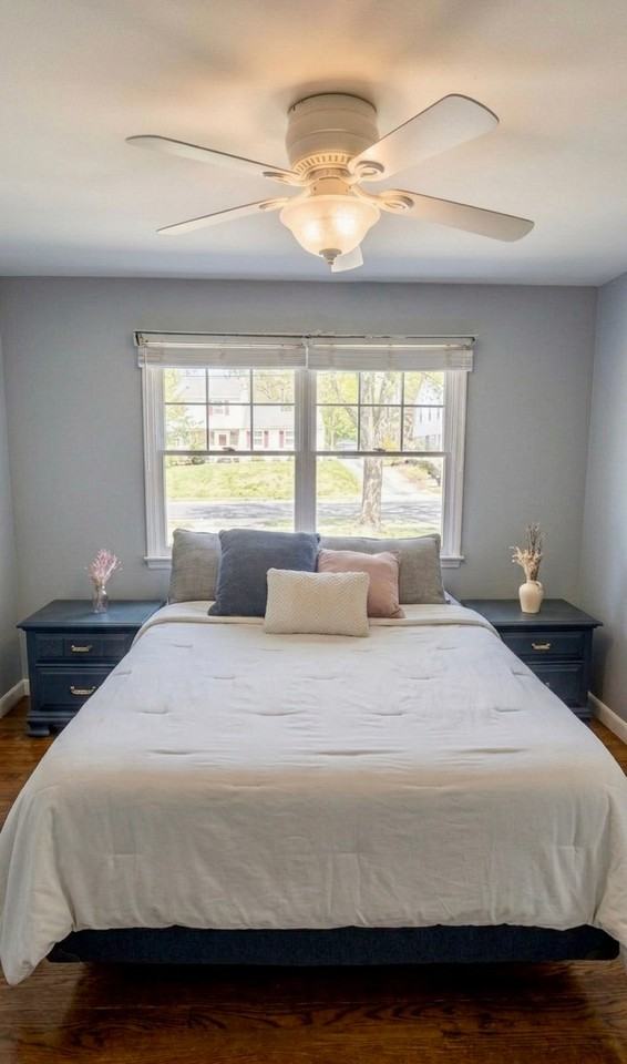 331 W Sylvania Ave - Photo 6 of 15
