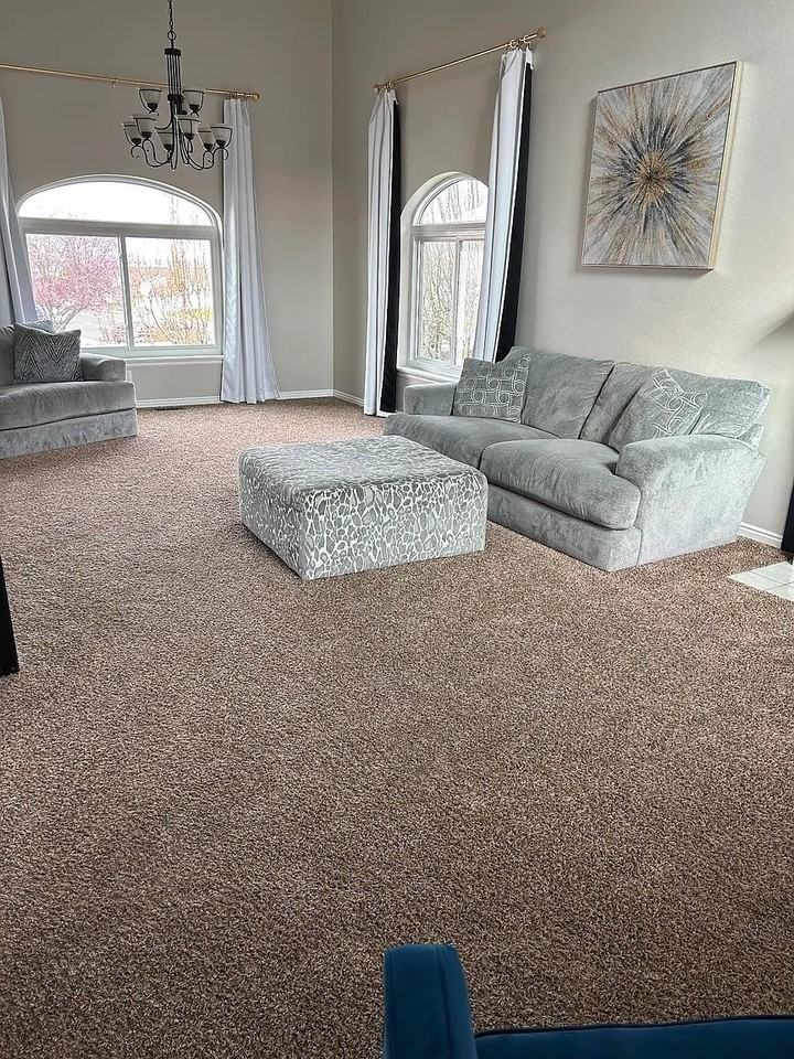 1069 Sage Dr - Photo 2 of 17