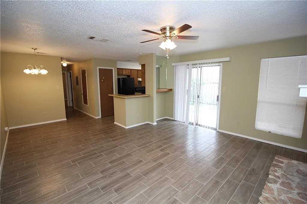 11438 Ptarmigan Dr #B - Photo 3 of 13