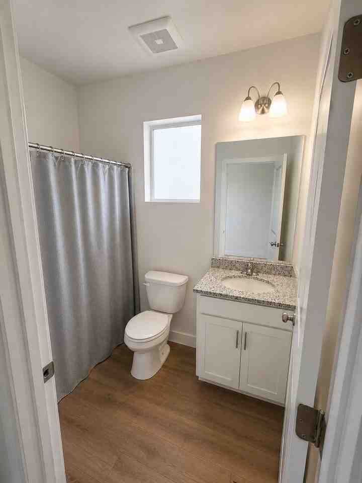 817 Ws - Photo 2 of 9
