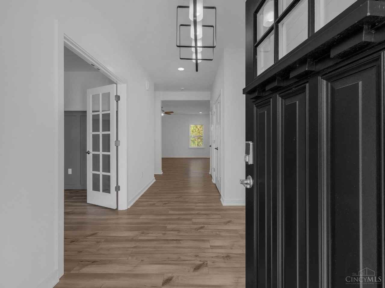 8705 Quietwood Ln - Photo 3 of 20