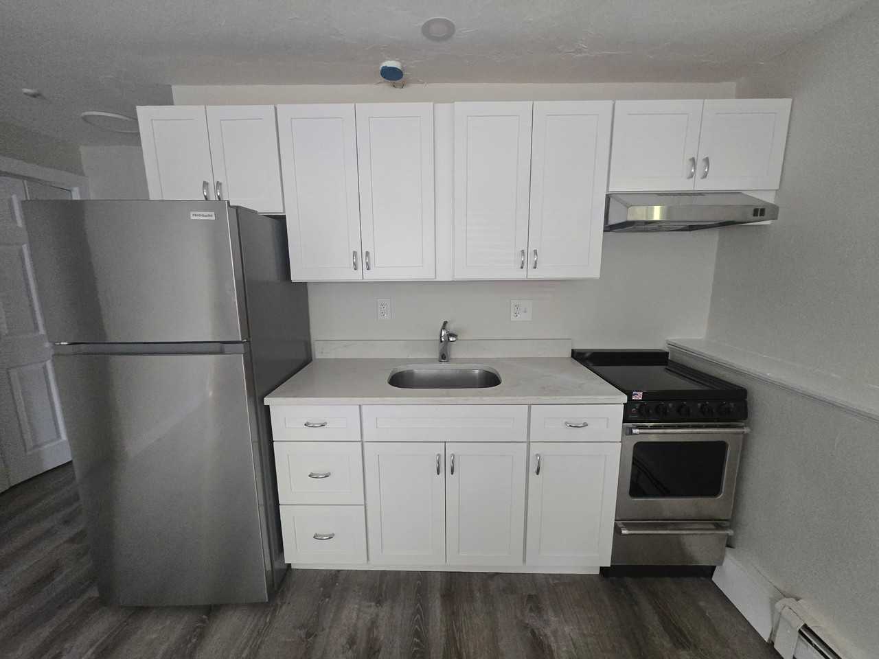 19 Mcdonald St - Photo 2 of 5