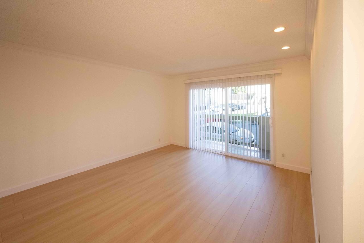 3845 Harrison St #106 - Photo 2 of 14