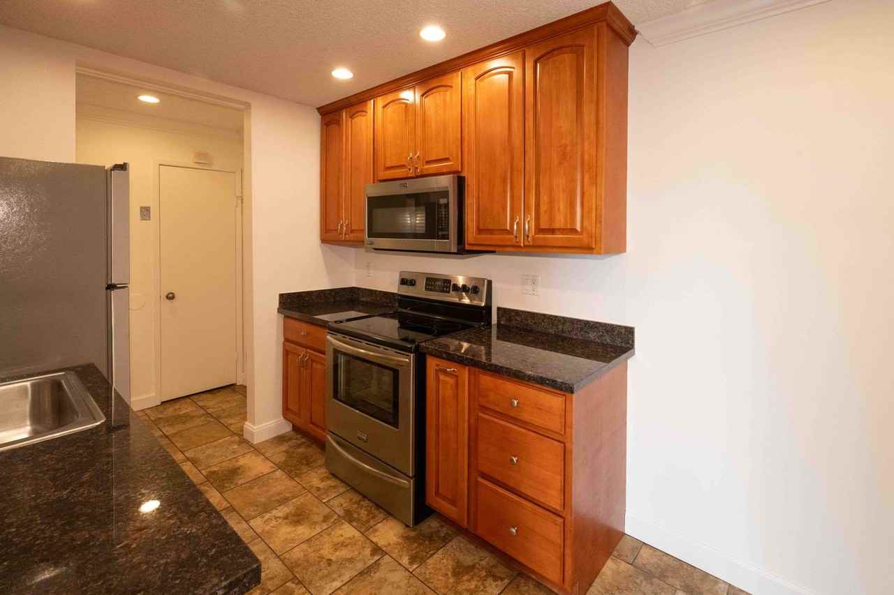 3845 Harrison St #106 - Photo 6 of 14
