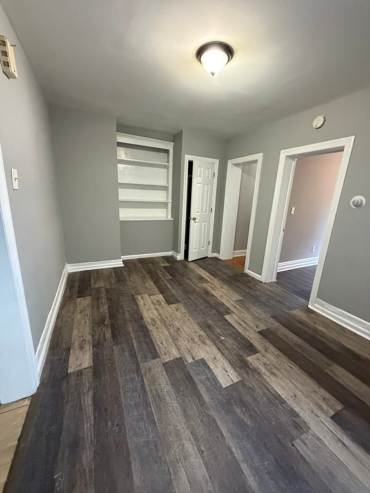 55 N 18th St #1 - Photo 2 of 5