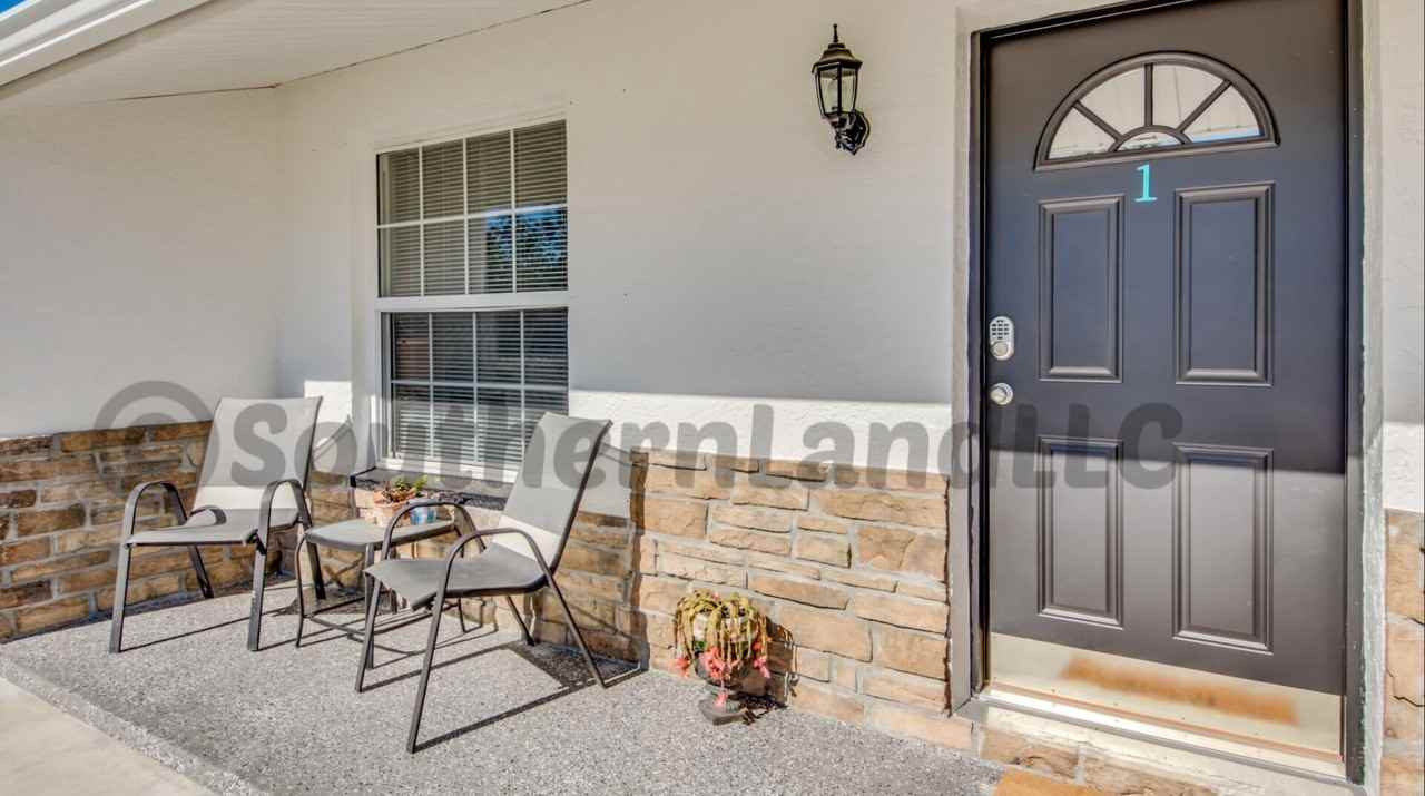 11594 1st Ave #1 - Photo 2 of 7