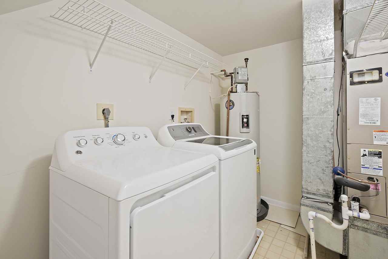 18905 Highstream Dr - Photo 7 of 13