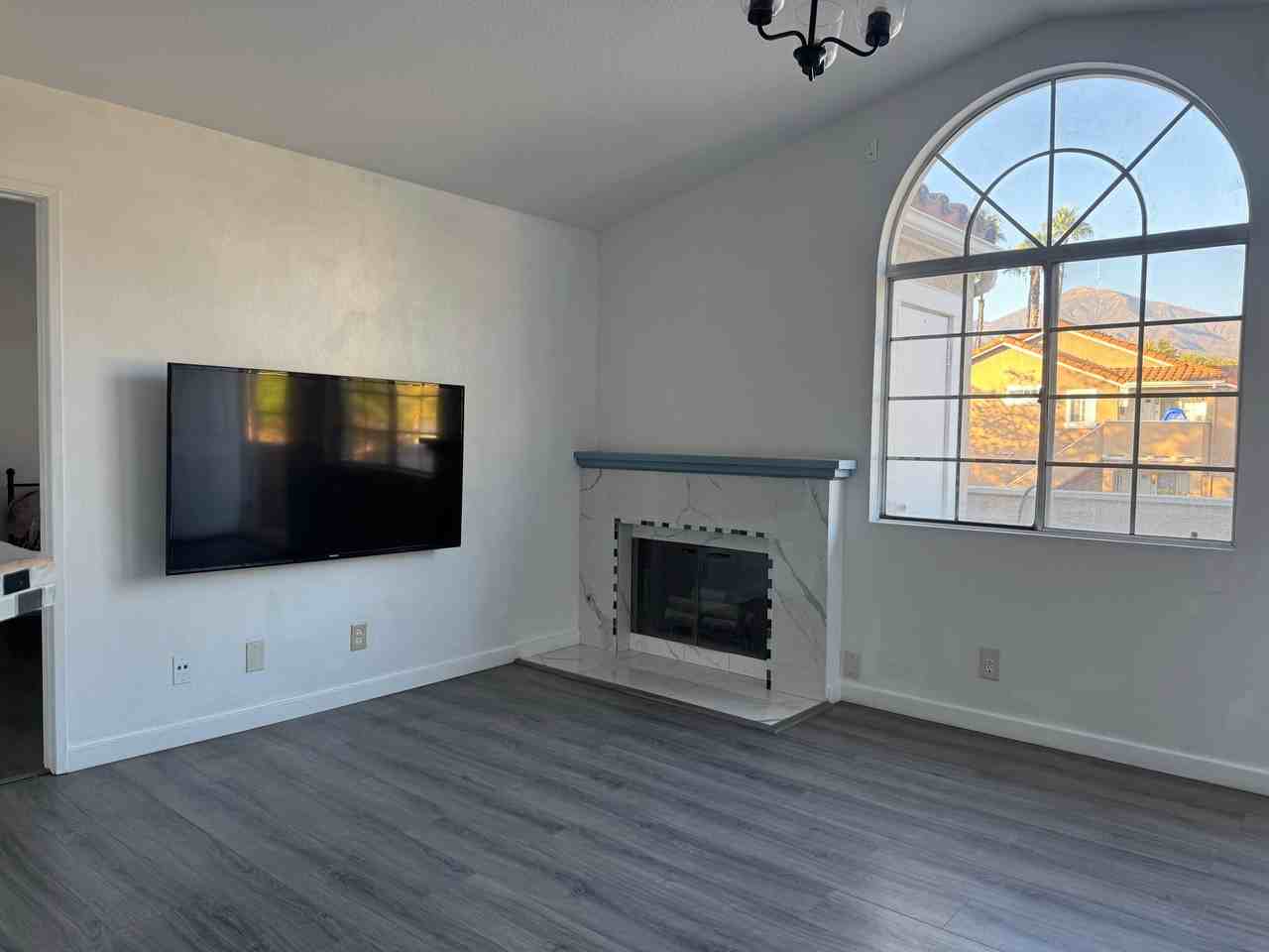 51 Via Prado - Photo 2 of 12