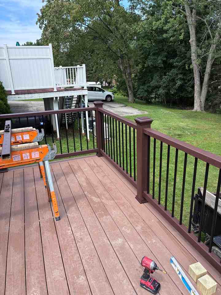 421 Wyndhurst Dr - Photo 3 of 4