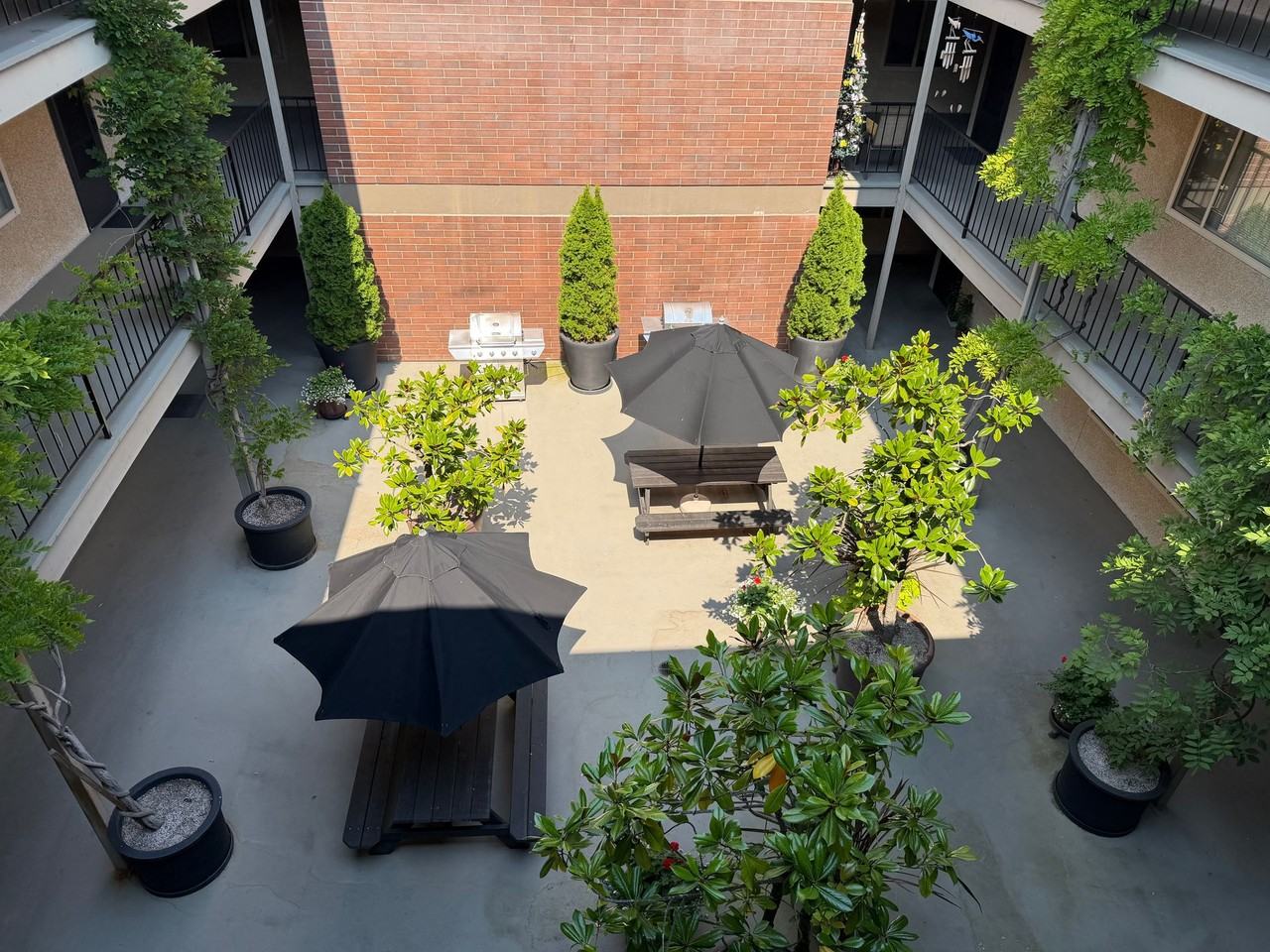 Fairmont Terrace - Photo 2 of 6