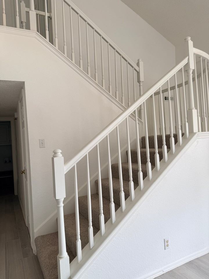 3832 W Fort Worth St - Photo 2 of 18