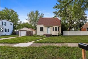 19704 Salisbury St - Photo 1 of 1