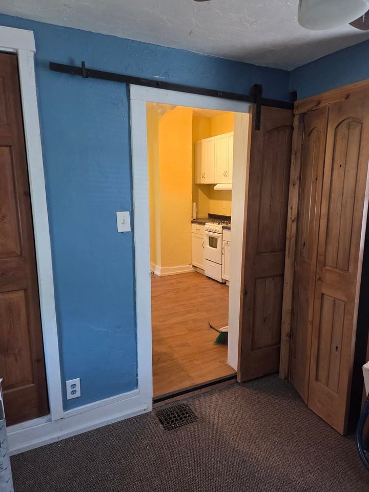225 N Martin Luther King Jr Blvd #2 - Photo 4 of 5