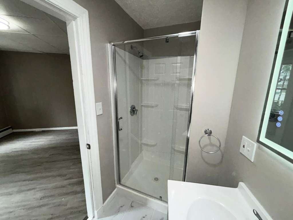 208 Bruce St #1 - Photo 5 of 17