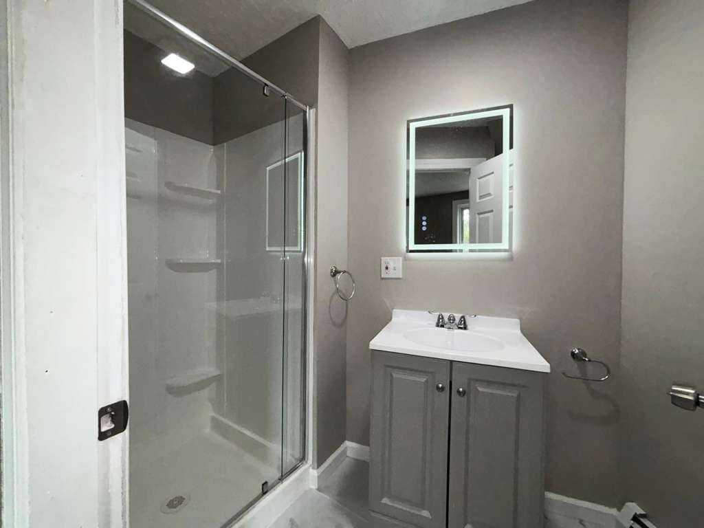 208 Bruce St #1 - Photo 6 of 17