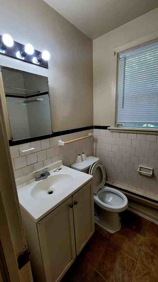 2605 5th Ave #6 - Photo 4 of 6