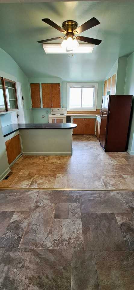 105 Owsley St - Photo 4 of 9