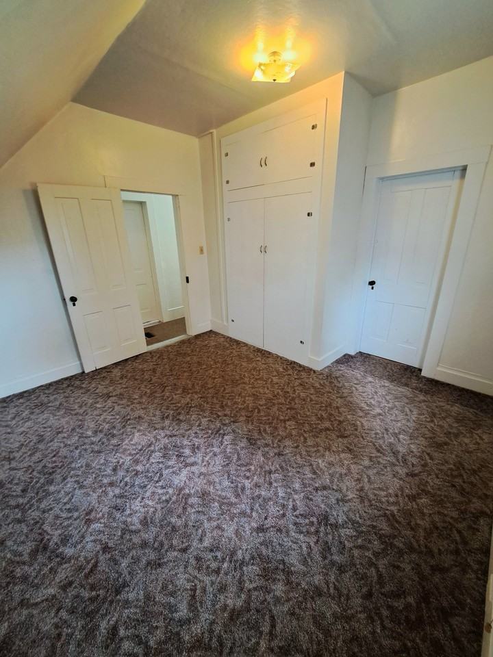 105 Owsley St - Photo 6 of 9
