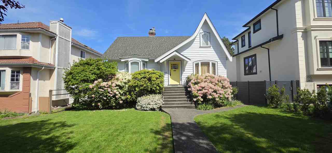 1969 West 43rd Avenue - Photo 4 of 22