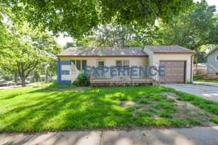 900 S Marday Ave - Photo 1 of 1