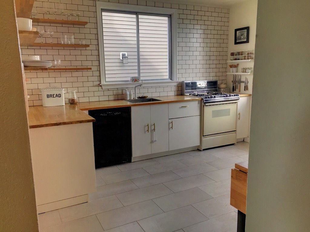 11619, 122nd street NW - Photo 6 of 32