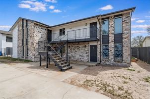 featured image of 1527 E El Monte St