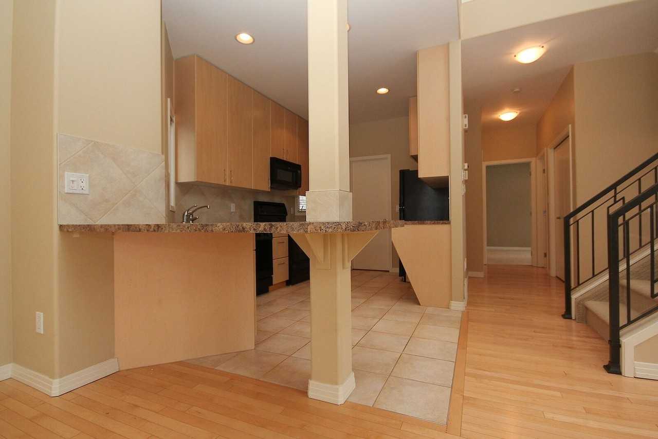 12416 116 Ave Nw - Photo 4 of 14
