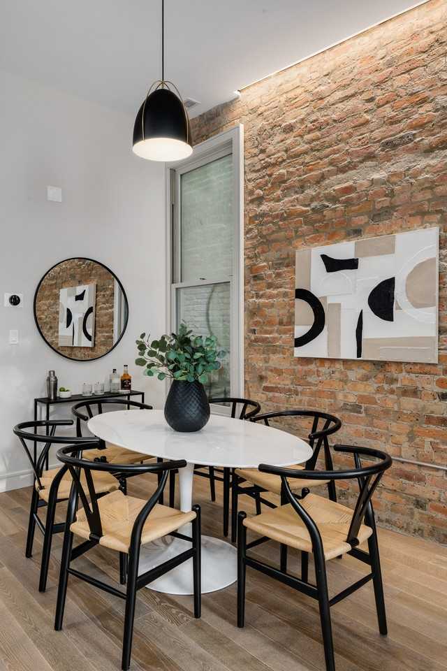 1810 N Wells St #206 - Photo 3 of 11