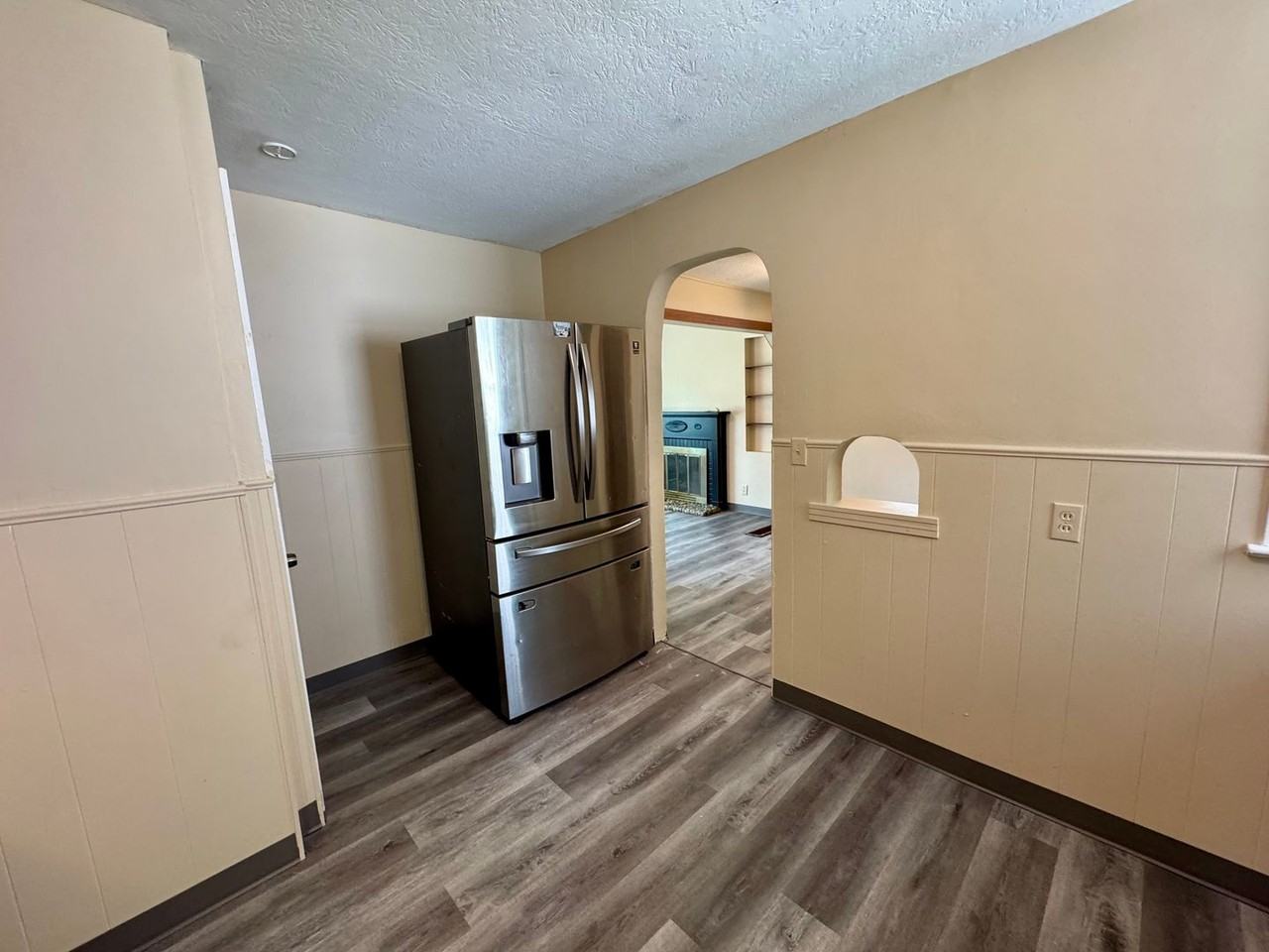 1317 38th St Nw #NA - Photo 3 of 20