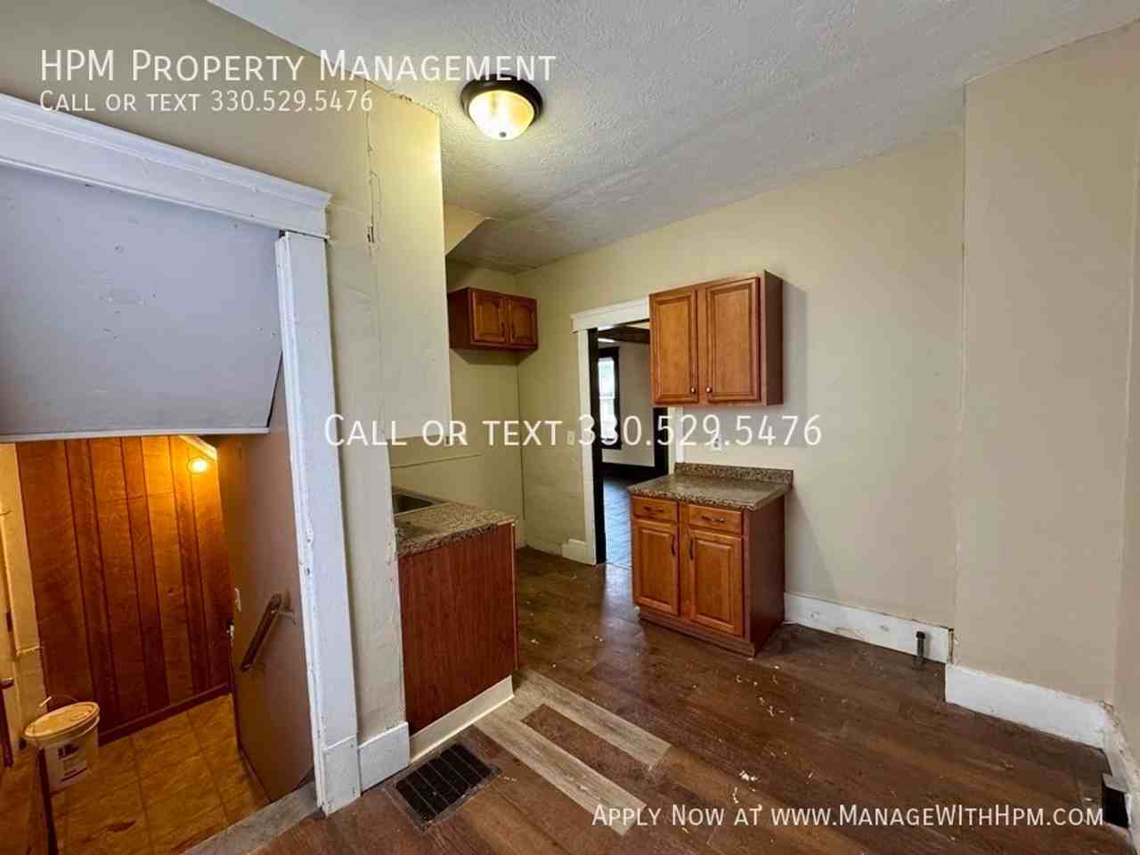 212 Dryden Ct Sw #NA - Photo 6 of 13