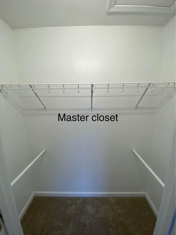 1031 Nottingham Dr Apt A #A - Photo 4 of 12