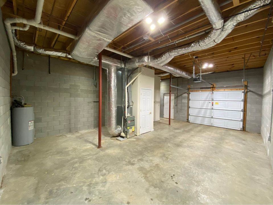 1031 Nottingham Dr Apt A #A - Photo 5 of 12