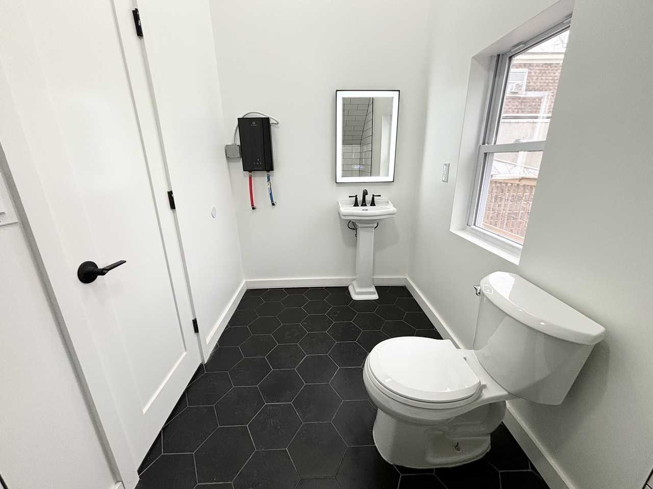 165 W Main St #2 - Photo 4 of 13