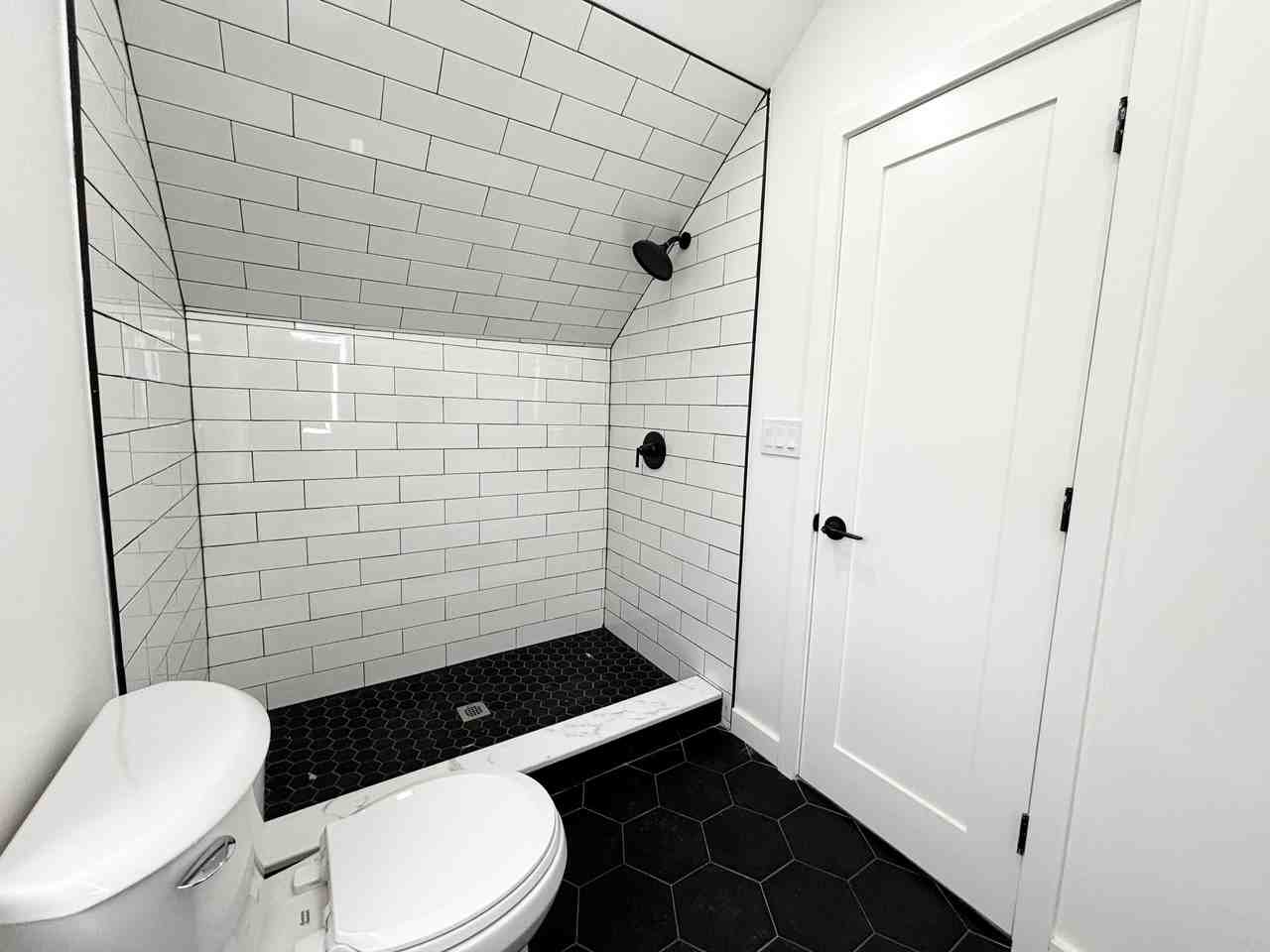 165 W Main St #2 - Photo 5 of 13