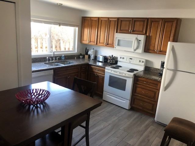 455 S Millward St #4 - Photo 7 of 8