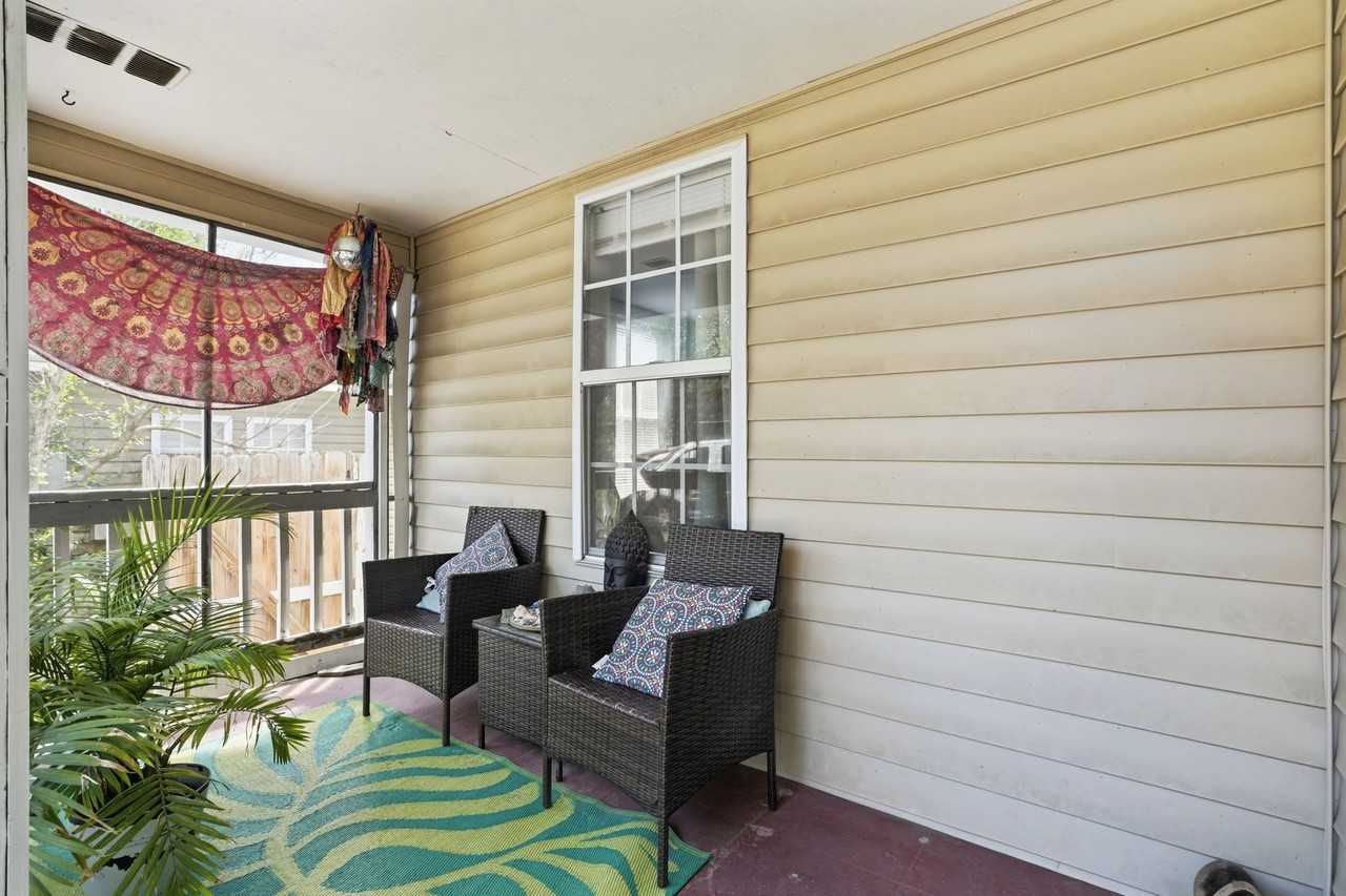 1826 Waddell St #A - Photo 2 of 18