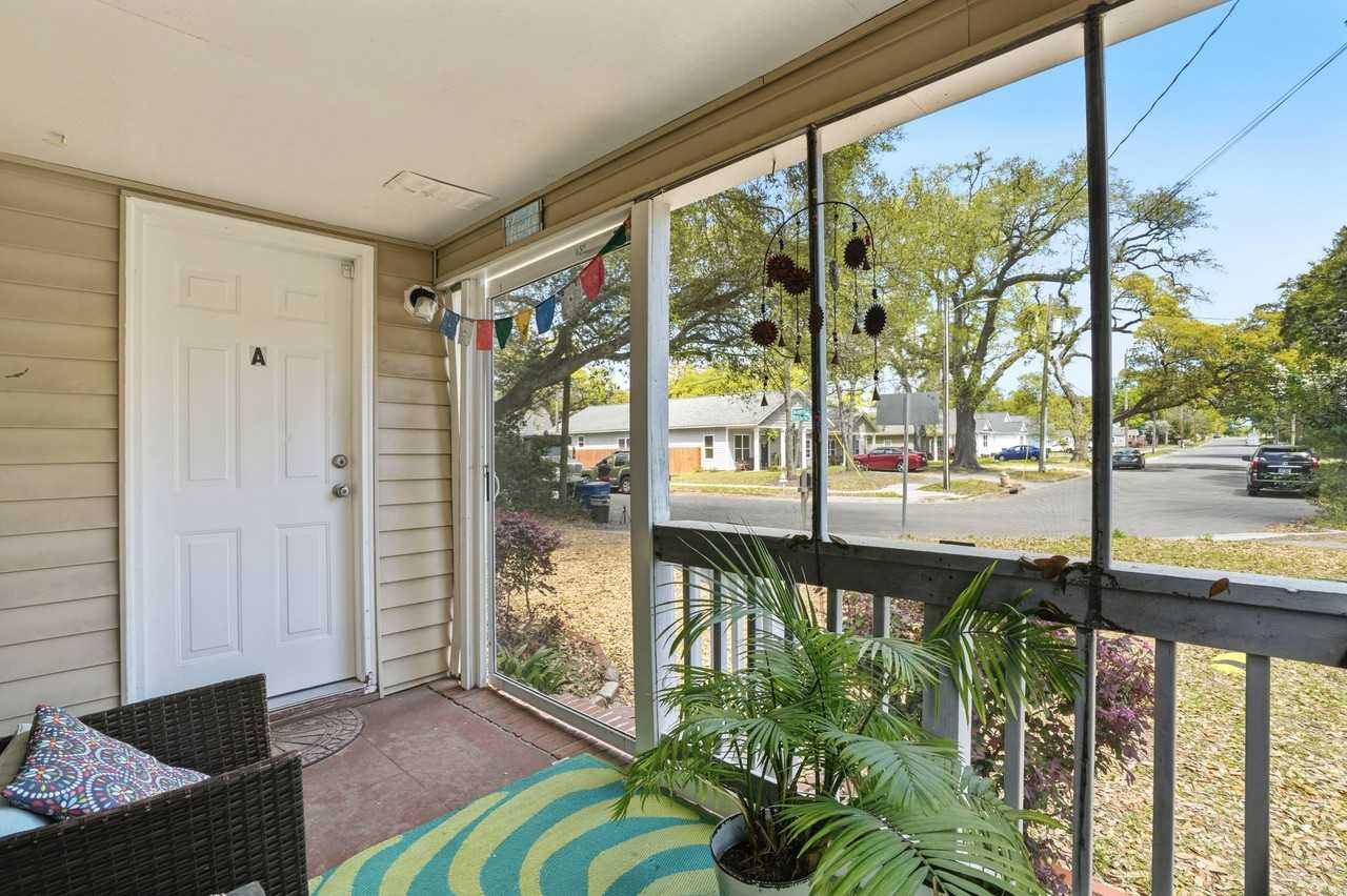1826 Waddell St #A - Photo 3 of 18