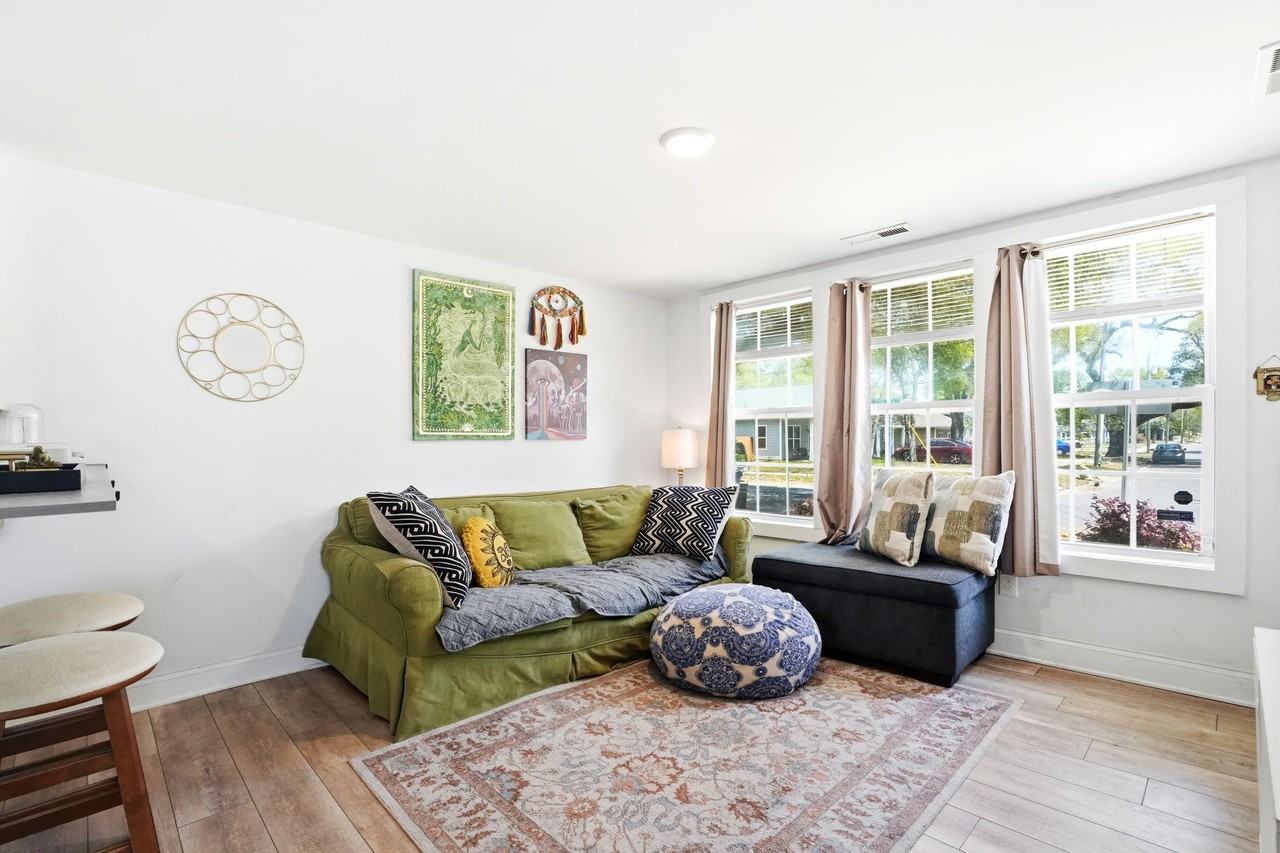 1826 Waddell St #A - Photo 5 of 18