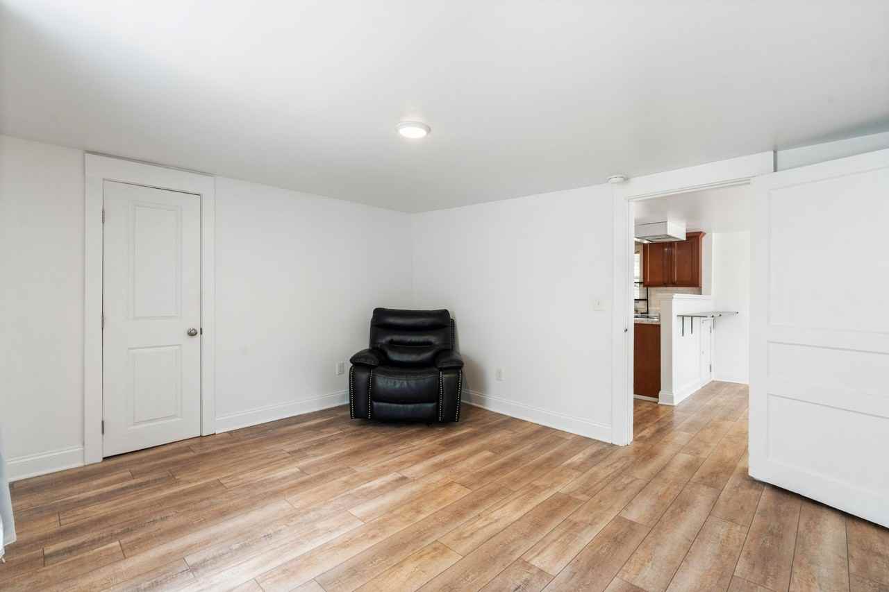 1826 Waddell St #A - Photo 7 of 18