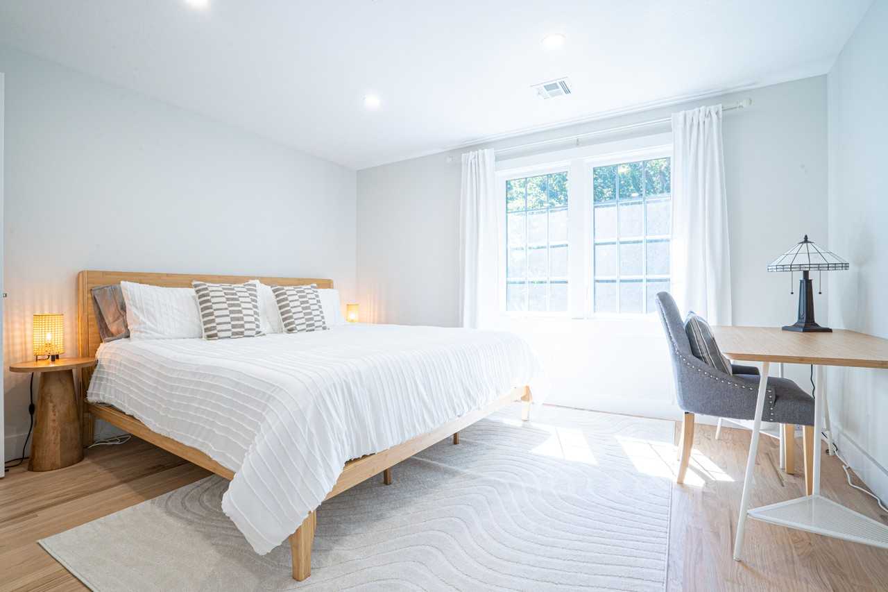 176 Palmer Ave #4 - Photo 2 of 15